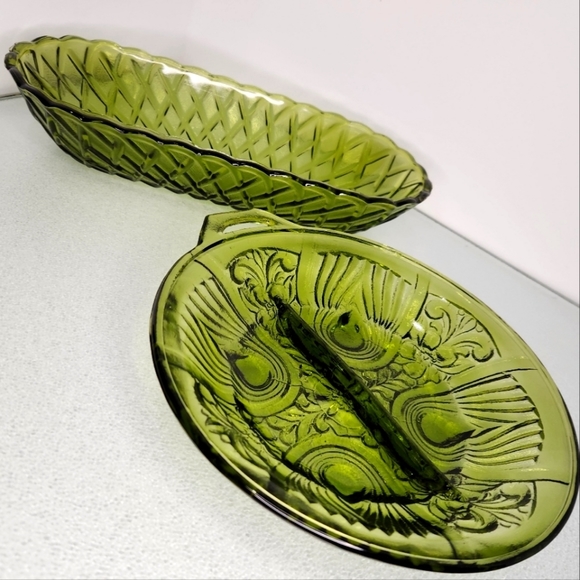 Lot 2 small vintage 50s Indiana Glass olivegreen  glass servingdishes beautiful! - Picture 1 of 11